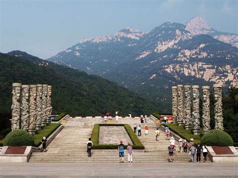 Monte Tai, A Maravilha Geológica e Centro Espiritual de Shandong!