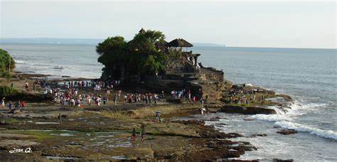 O Templo de Quilon: Uma Jóia Arquittetônica Envolvente em Kerala!